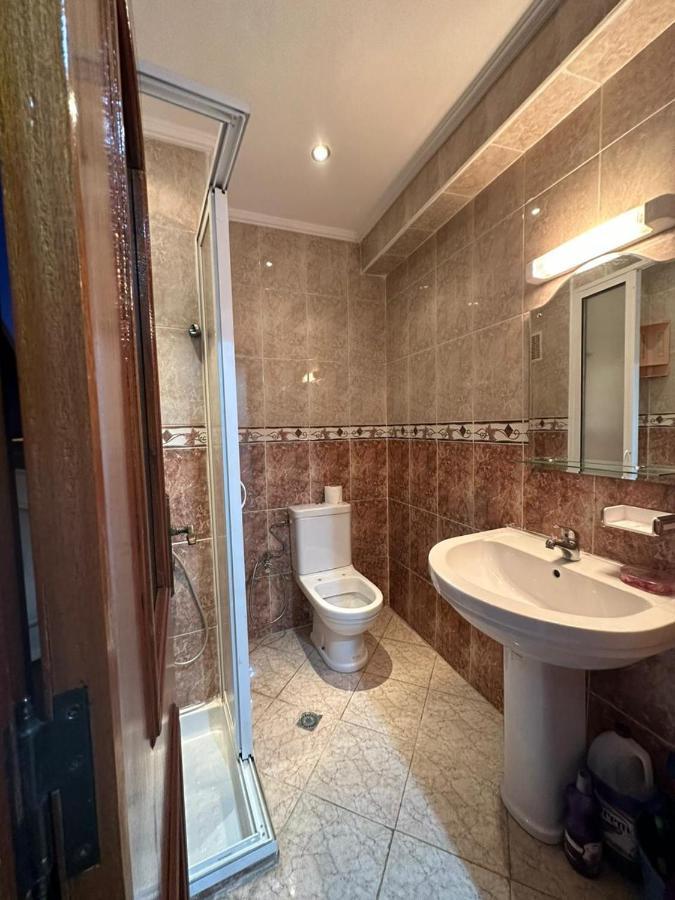 Vaste Appartement Au Centre De Tétouan מראה חיצוני תמונה